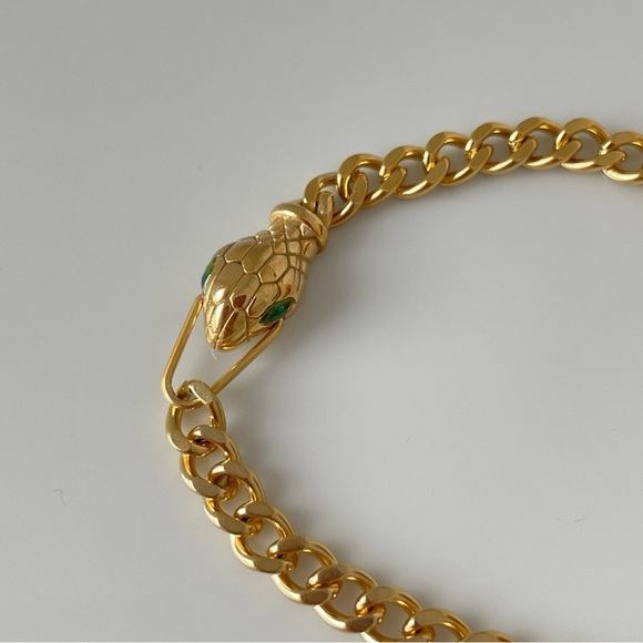 18K Gold Plated Chain Bracelet with Snake Clasp - Picture 7 of 8